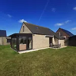 Izzy's Rainbow House * De Haan
