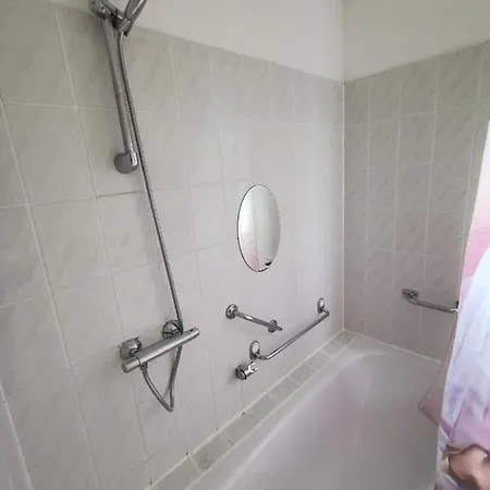 Izzy's Rainbow House Casa de Férias *