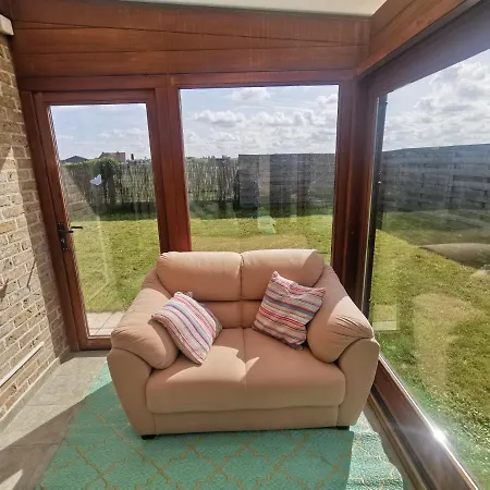 Casa de Férias Izzy's Rainbow House *