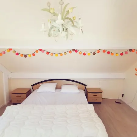 Izzy's Rainbow House Casa de Férias