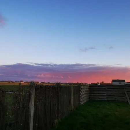 Izzy's Rainbow House De Haan