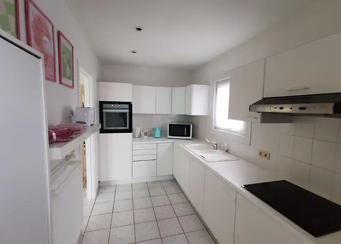 Izzy's Rainbow House Vakantiehuis De Haan