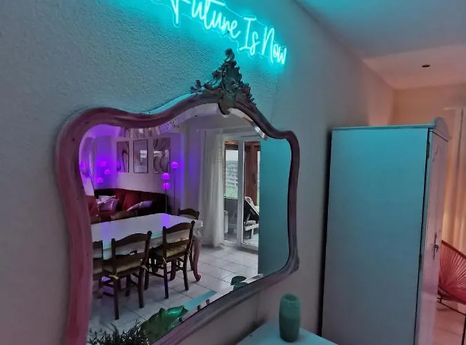 Izzy's Rainbow House Vakantiehuis